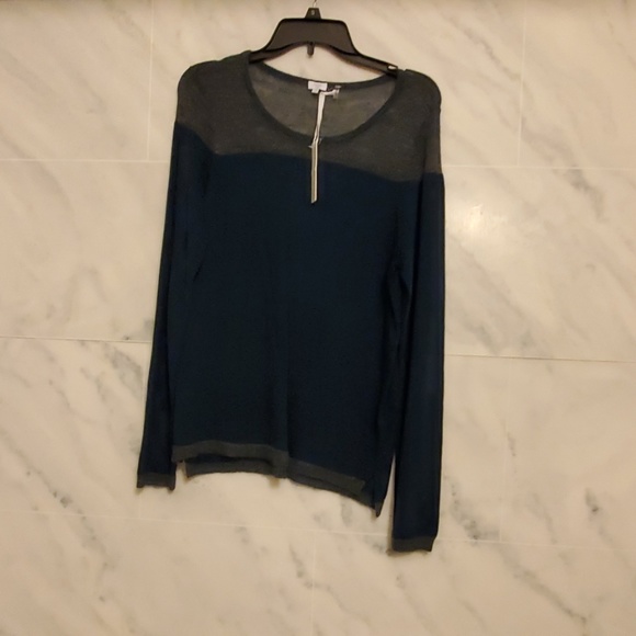 NWT Two tone bela nyc pullover - Picture 7 of 7